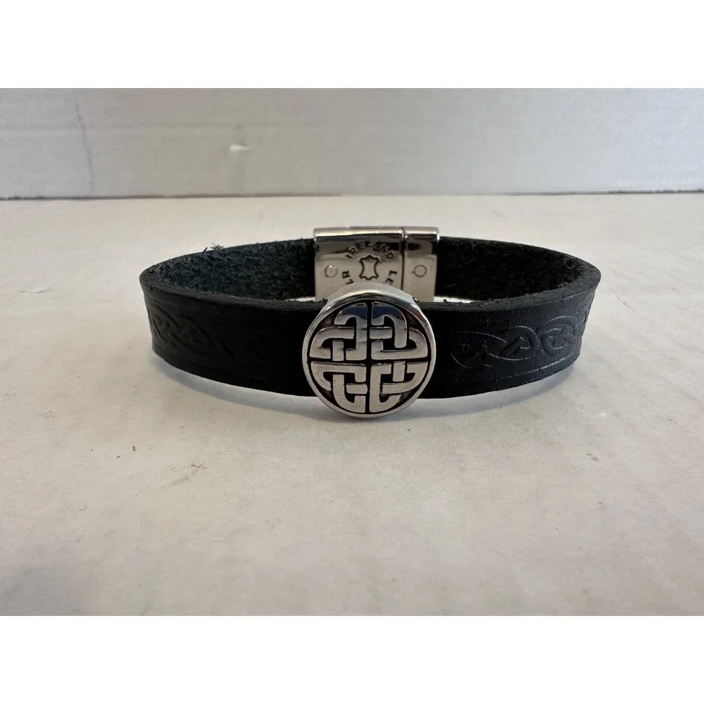 Lee River Ireland Leather Eternal Knot Single Magnetic Cuff Black & Silver Men's